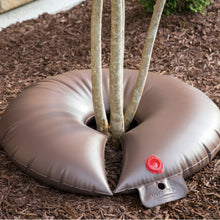 Load image into Gallery viewer, TreeGator - 98185 - 15 Gallon Treegator Junior Pro
